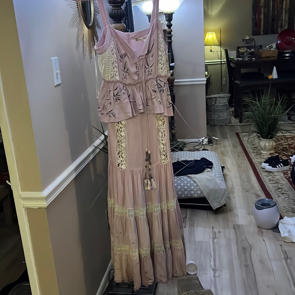 Chelsea and violet size large purple dress
